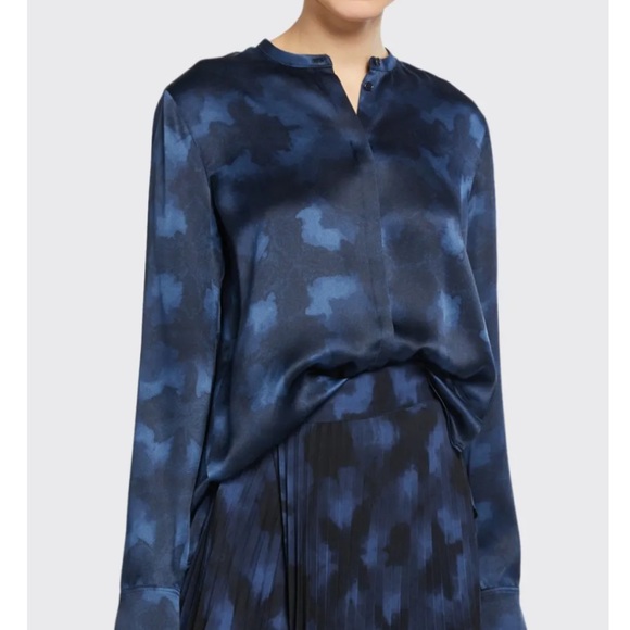 VINCE Winter Tie Dye Silk Blouse - Picture 3 of 9